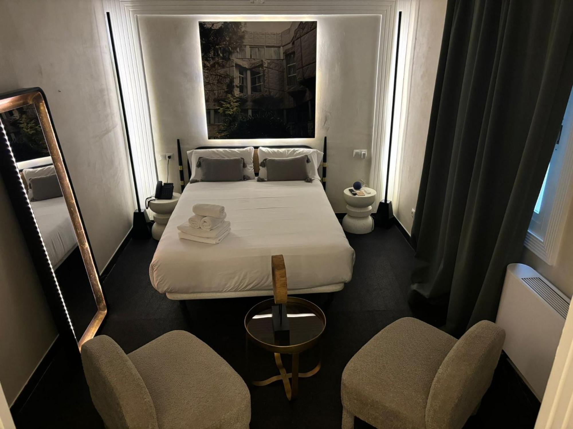 Abalu Design Boutique Gran Via - Only Adults